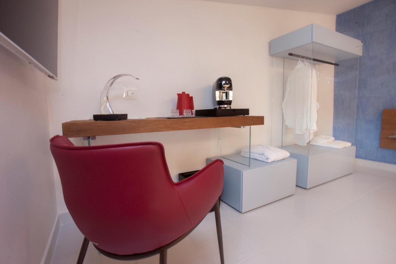 Aquamaris Design Suite & Spa Paestum Exterior foto
