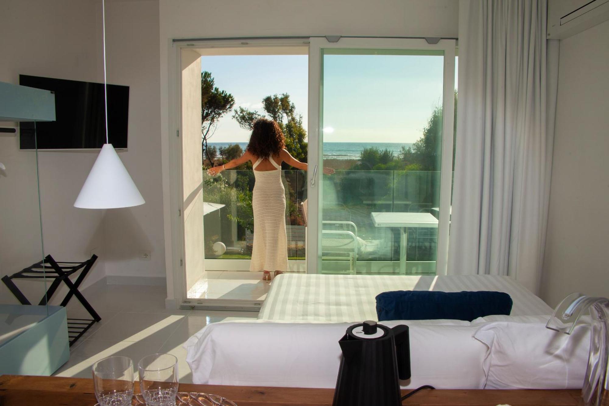 Aquamaris Design Suite & Spa Paestum Exterior foto